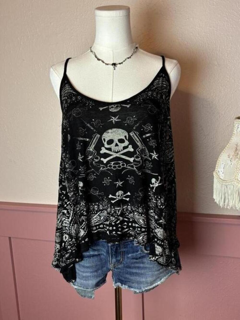grunge early 2000s teenage runaway skull black top sz small goth mcbling emo